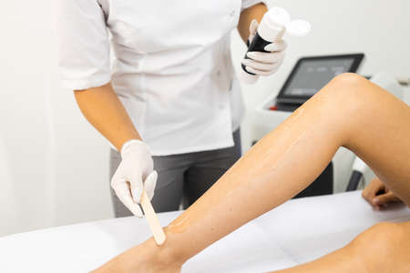 Comparing Fractional and Traditional CO2 Lasers: Which Skin Resurfacing Option Is Best for You?