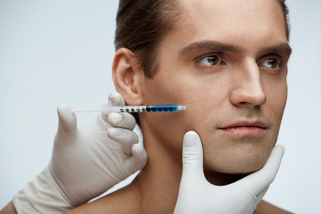 How to Choose a Qualified Practitioner for Botox Injections in the UK: Advice and Standards