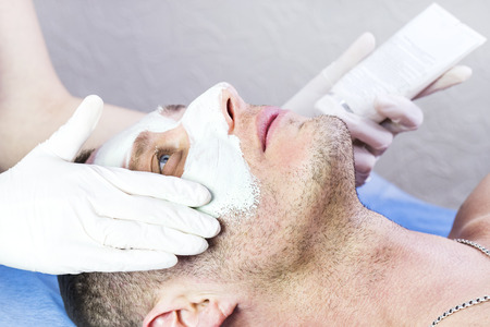 Barbershop Recommendations: What UK Grooming Experts Advise for Male Skin