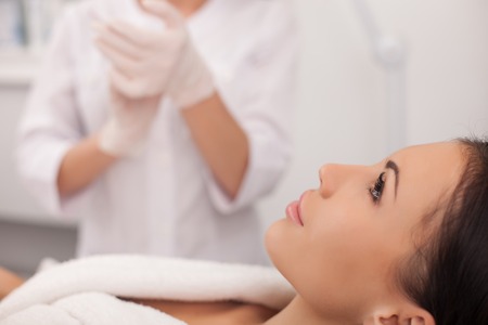 Navigating UK Regulations and Safety Standards in Muscle Sculpting Technology
