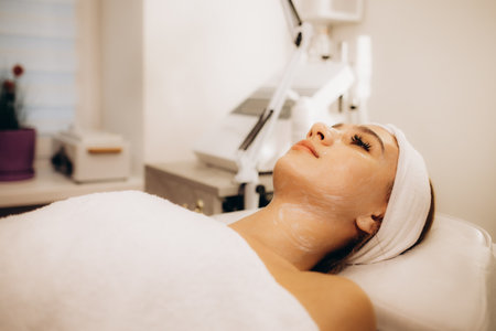 Natural and Organic Collagen Stimulation: Are There British-Approved Alternatives?