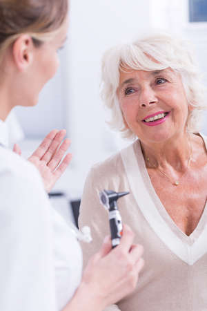 Addressing Wrinkles in Sensitive British Skin: Tailored Solutions and Risks