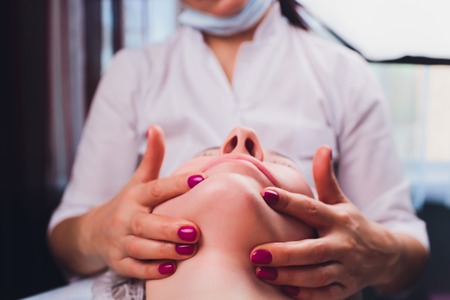 Expert Advice: Choosing the Right Clinic for Laser Red Vein Removal in the UK